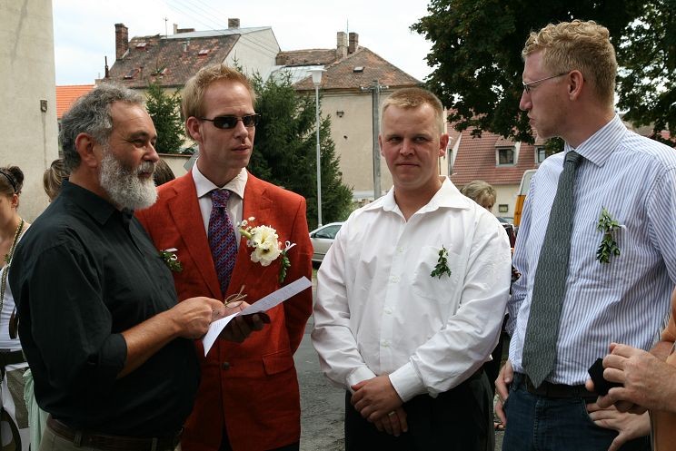 img00018.jpg